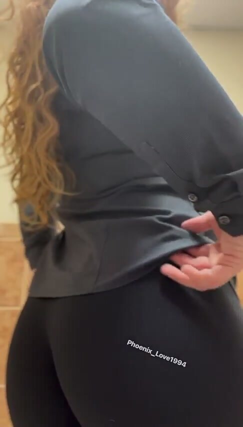 Would you fuck me during our 15 minute break?