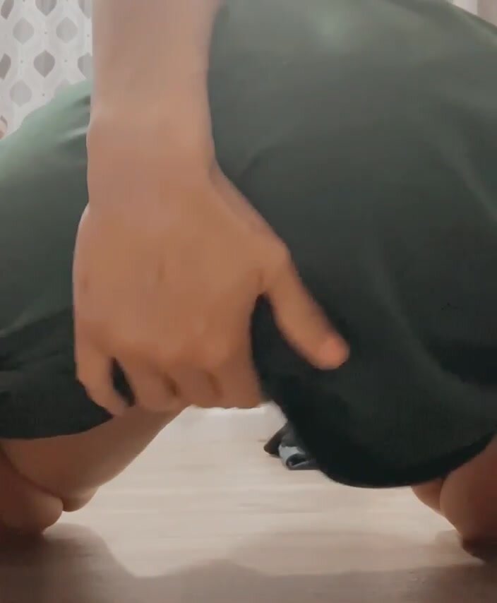 I’m always so horny before class. Send help