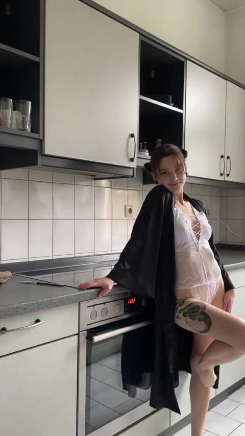 I'll fry your eggs for breakfast, and you'll fry me