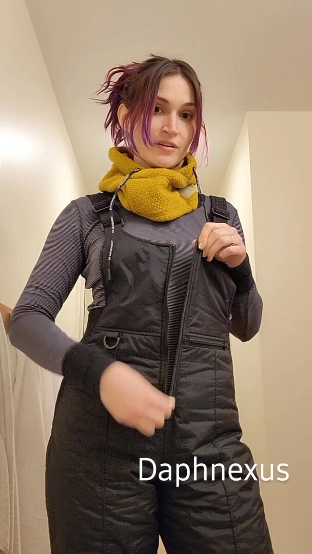 watch me strip off my snow gear for you