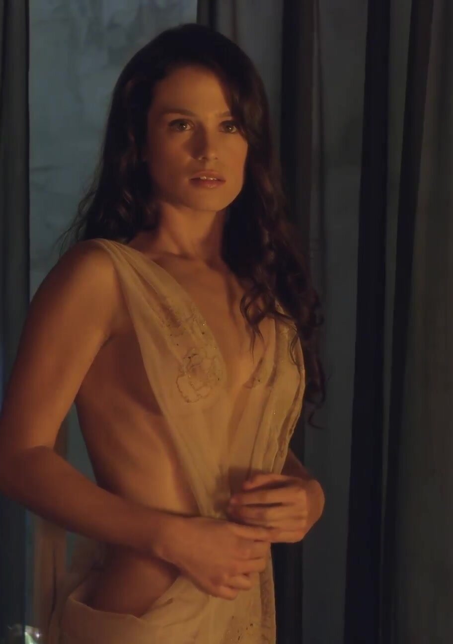 Gwendoline Taylor - Spartacus