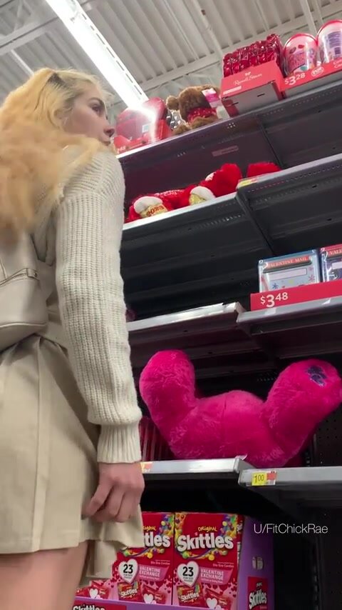 You make my booty bounce