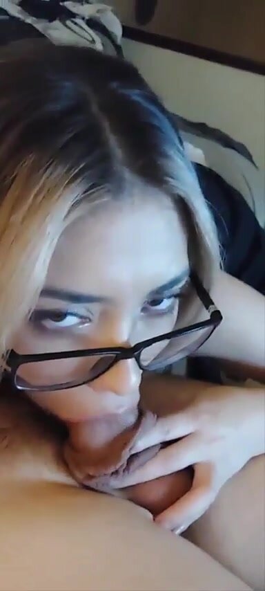 my brother's bestfriend cock is so suckable